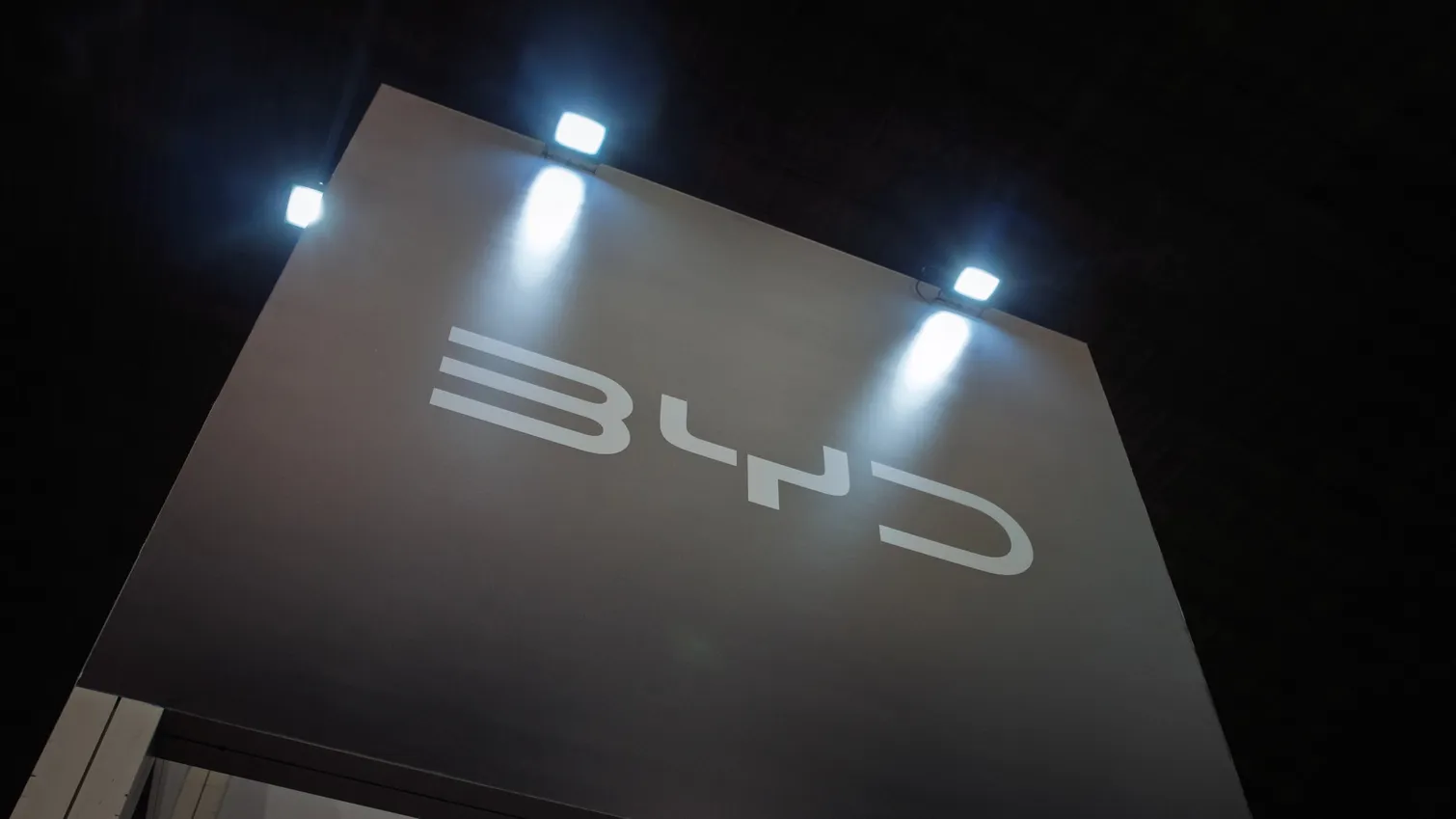 Byd dealership