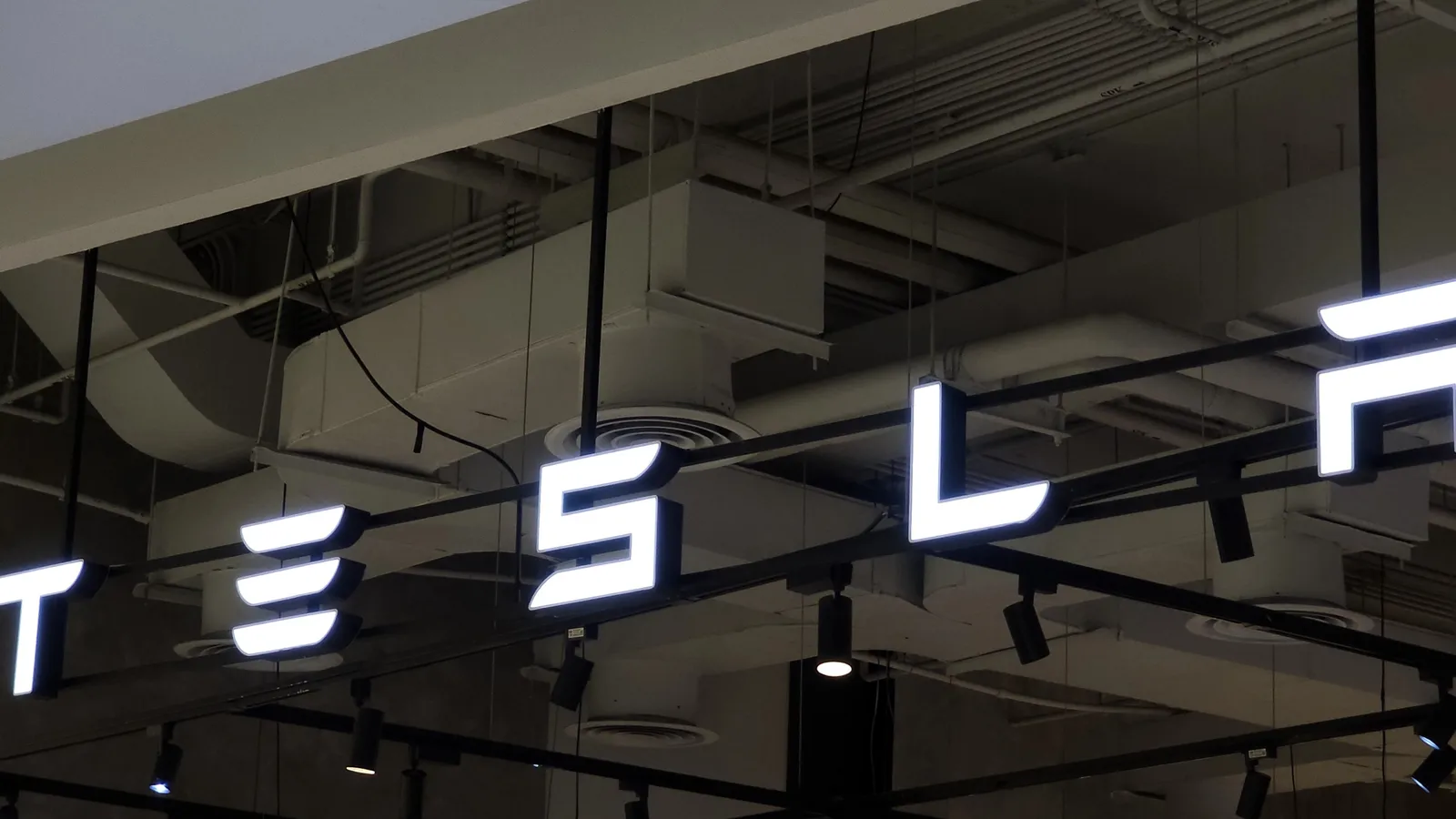 Tesla sign tesla