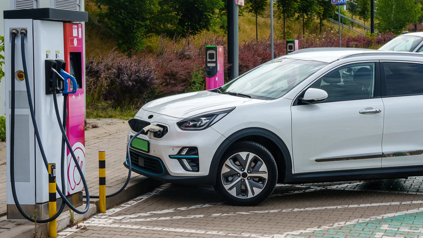 California’s $55.2 million DC fast charging investment targets public access expansion, yet rollout speed remains a key concern